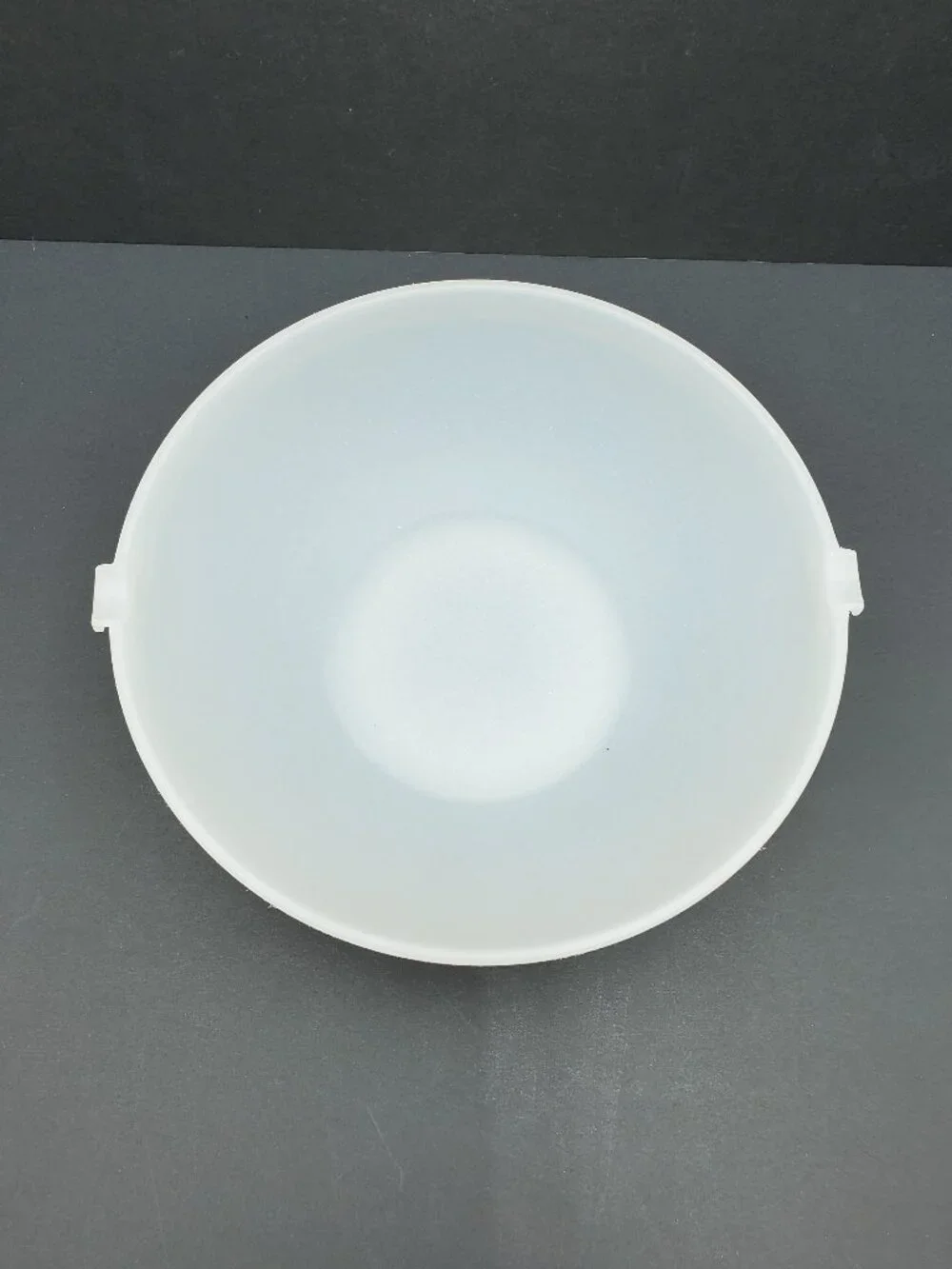Corelle Winter Frost White Pasta Salad Meal Bowl with Plastic Holder and Cover